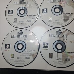 Sony Final Fantasy VIII Disc Set - Black and White
